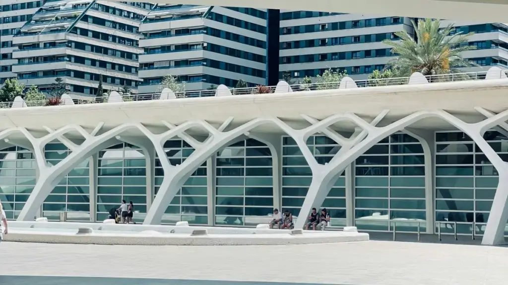 Takatak orqali Latviya brendlariga yetib borish — mazmuniy qadamlar, lokal o‘yin qoidalari va amaliy outreach strategiyalari. Ishga kirishish uchun aniq checklist va namuna outreach shabloni.